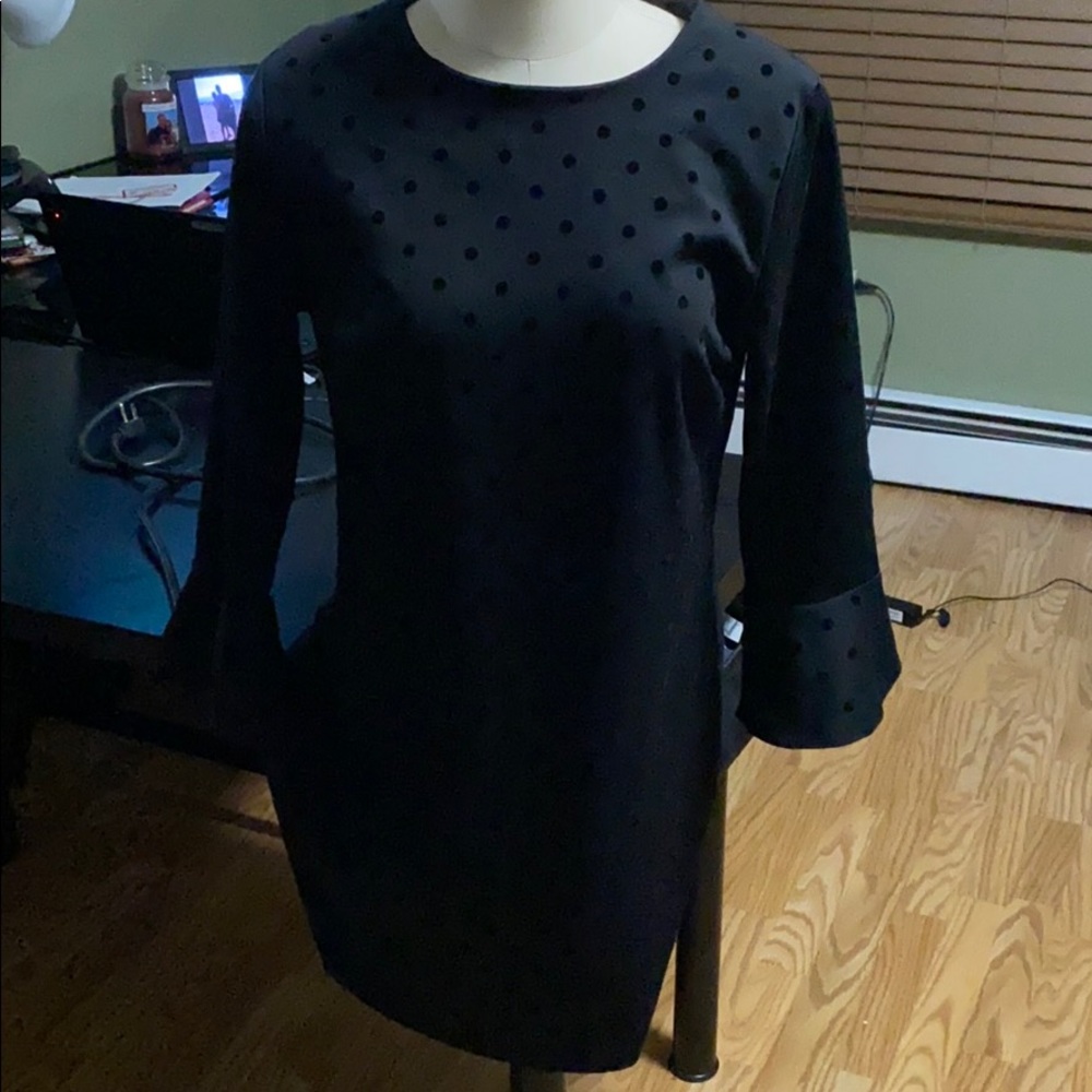 Bell sleeve dress